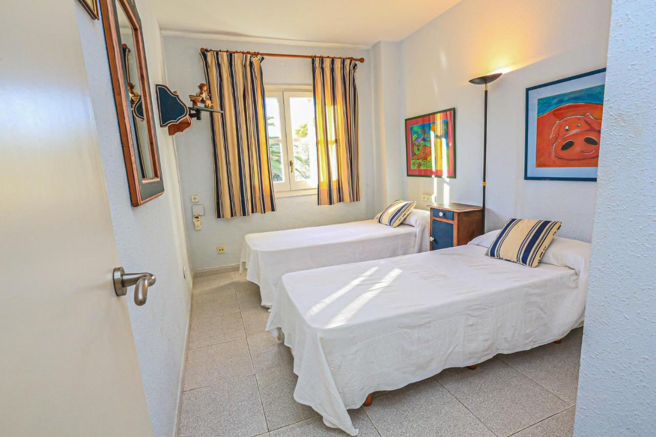 Calderon De La Barca - Only Families Villa กัมบริลส์ ภายนอก รูปภาพ