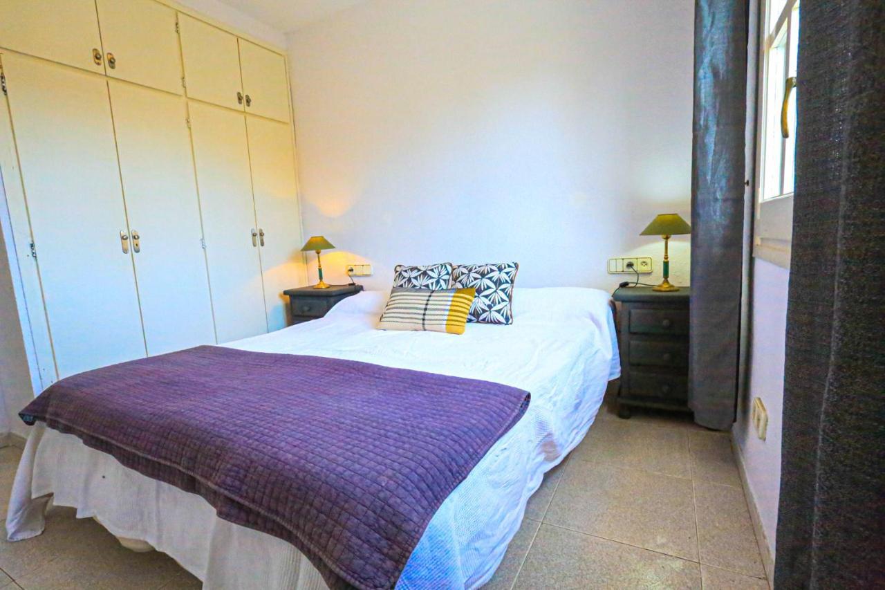 Calderon De La Barca - Only Families Villa กัมบริลส์ ภายนอก รูปภาพ
