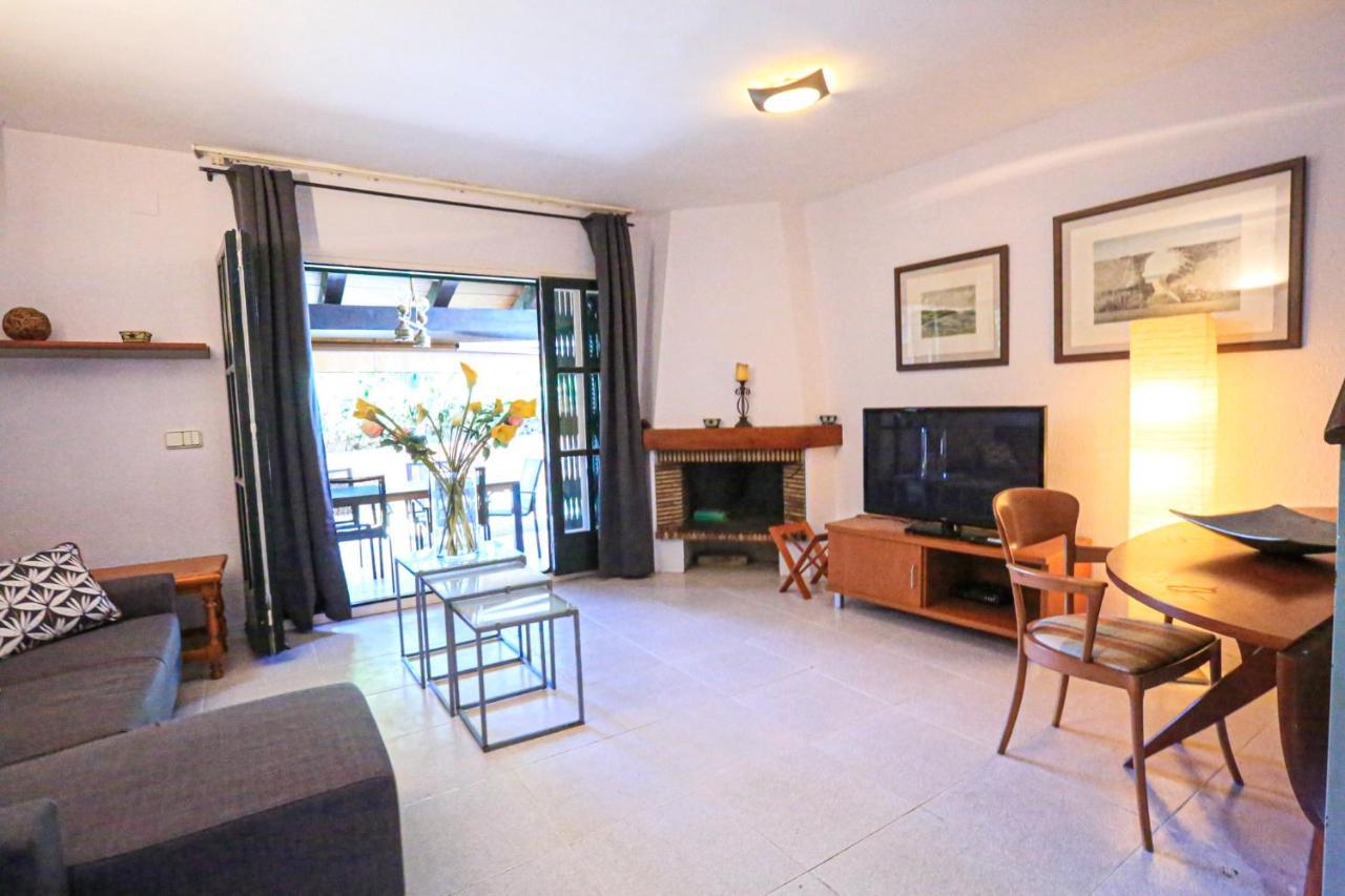 Calderon De La Barca - Only Families Villa กัมบริลส์ ภายนอก รูปภาพ